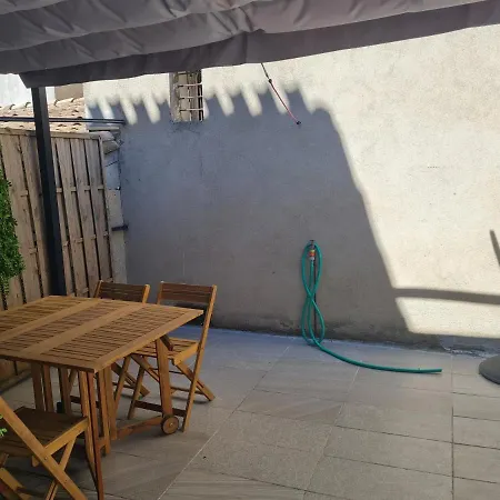 4 Voyageurs Avec Terrasse Wifi Appartement *